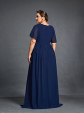 Plus Womens' Chiffon Evening Gown with Floral Appliqué Detailing – Elegant Boat Neck & Cinched Waist Formal Dress for Mothers of the Bride